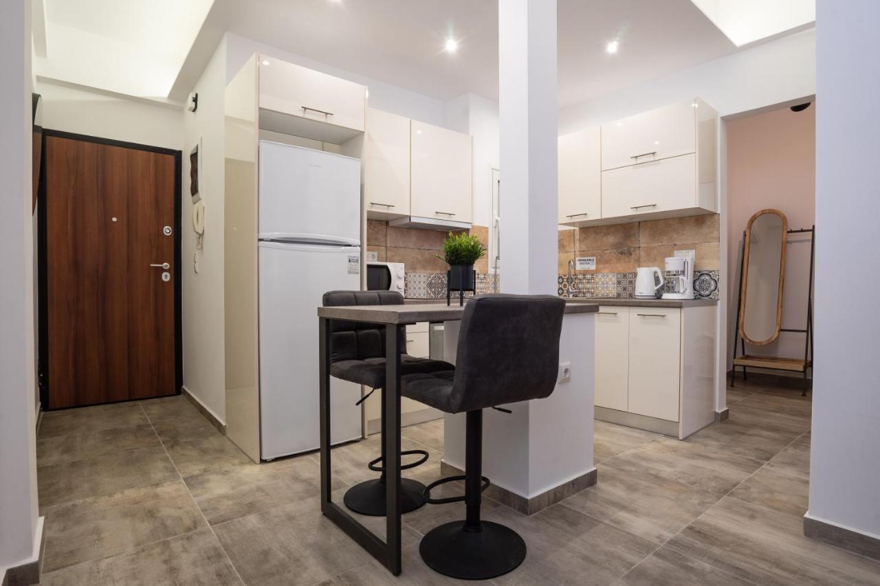 Black Pearl Apt In Koukaki Atina Dış mekan fotoğraf